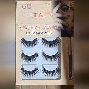HUDA BEAUTY Magnetic Lashes Eyeliner & Eyelashes Set - Bold Black
